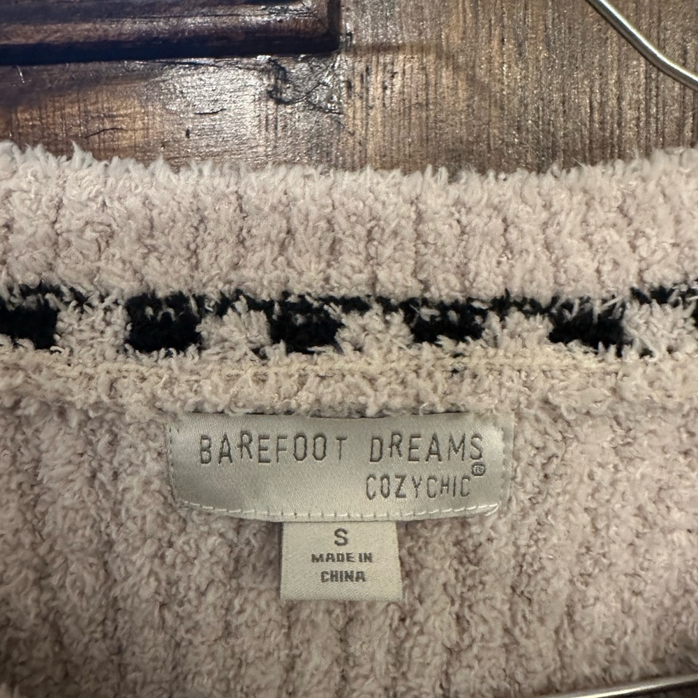 Barefoot Dreams CozyChic Cream and Black Knit